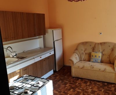 Rodinný dom s pozemkom, hospodárskou budovou a ďalšou bytovou jednotko