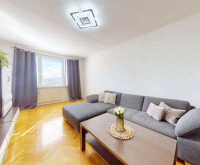 VEĽKOMETRÁŽNY 2 IZBOVÝ BYT  | SÍDLISKO F 