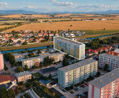 3.izbový byt so záhradou /420 m²/ a chatkou BOŠANY