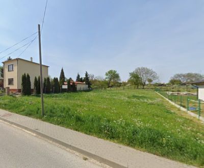 Pri Podhájskej a PREDAJ výborný stavebný pozemok 924m2  BARDOŇOVO ***