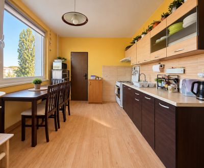 DVOJIZBOVÝ BYT V TOPOĽČANOCH – 62 m² A VÝBORNÁ LOKALITA