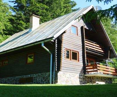 Chata na Táloch, okr.Brezno, pozemok 680m2, 