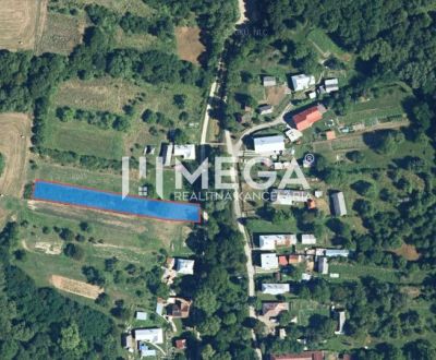 Na predaj pozemok aj na výstavbu v obci Vyšné Ladičkovce
