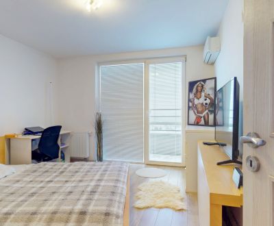 Komplet zariadený 2i byt s panoramatickými výhľadmi a 5.3 m² terasou