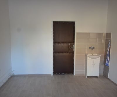 Kancelária na prenájom 15m2, Jerichova, Trnava