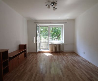 NA PRENÁJOM - Veľký 2 izbový byt, nezariadený, Sídlisko 1, Humenné