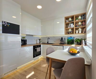 : 3-izbový byt, Kysucká, loggia a klíma, 56 m2