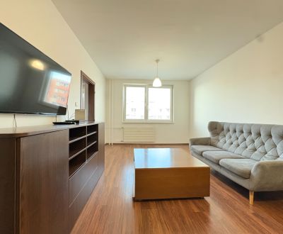 Na predaj: 2 izb.byt + LOGGIA, ŠPAJZA, ŠATNÍK, PIVNICA