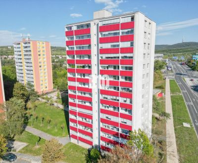 3-IZBOVÝ BYT S POTENCIÁLOM A VÝHĽADOM NA KAMZÍK | LIPSKÉHO - DÚBRAVKA