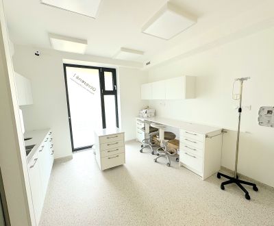 Kompletne zariadená ambulancia -Záhorská Bystrica