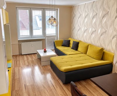 Prenájom moderný 2 izbový byt, Hálkova ul, Bratislava III Nové Mesto