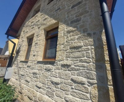 NA PREDAJ Čarovný vidiecky dom s kachľovou pecou NEMECKÁ