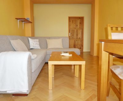 PREDANÉ - Slnečný 3 izb.tehlový byt, 64 m2+loggia, Gerlachovská