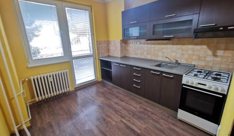 Ponúkame na prenájom 1-izbový byt v Šuranoch