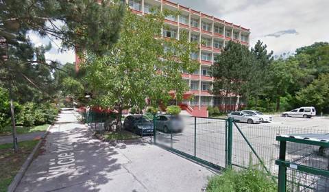 Prenájom 1 a po izbový byt Bratislava - Vlčie Hrdlo