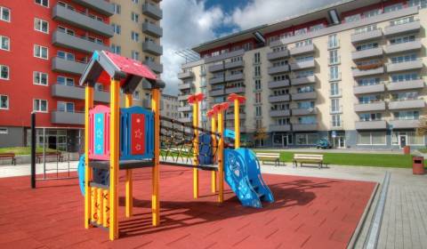 NOVOSTAVBA 1 IZB BYT, LOGGIA, PARKOVANIE - DÚBRAVKA, BRATISLAVA
