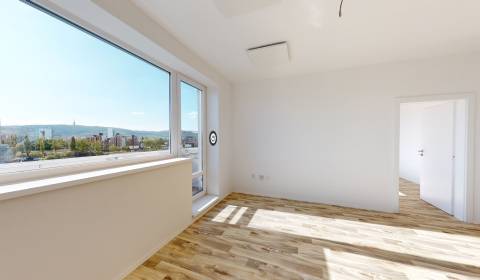 PREDAJ 2kk izbového bytu s balkónom na Tomášikovej pri Kuchajde