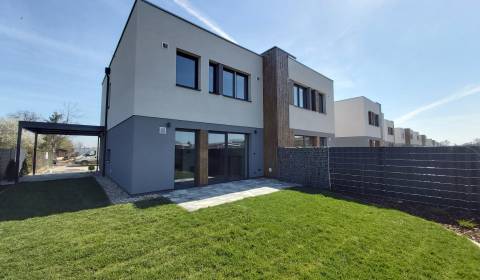 3D - NOVÝ PROJEKT - novostavby 4-izb. dvojdomov, Ivanka pri Nitre