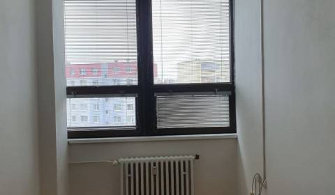 Na prenájom kancelárie od 5 do 65 m2 - Podunajské Biskupice