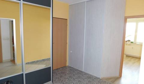 Vkusný Trojizbový byt Zapotôčky - Prievidza