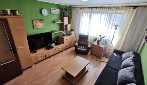 Pekný 3-izbový byt ul. Hemerkova, KVP, 61 m² + LOGGIA. VIDEO Zariadený