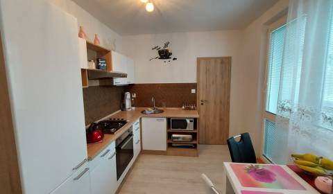 Ponúkame na predaj luxusne prerobený 3-izbový byt