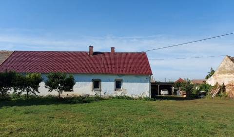 Ponúkame na predaj rodinný dom v Kráľovom Brode - časť Slovenské Pole