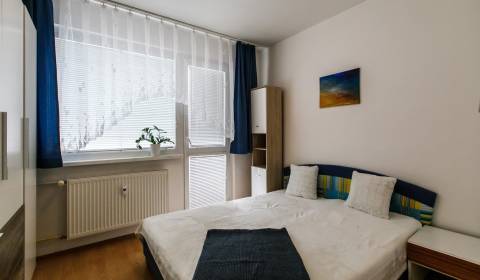 PREDANÉ EXKLUZÍVNE : 3-izbový byt Košice + KK, Terasa - Trieda SNP