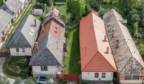 RODINNÝ DOM V HISTORICKOM BETLIARI