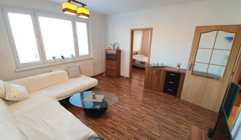 Odporúčame: 3-izbový byt ul. Klimkovičova, KVP. 65 m² + loggia.