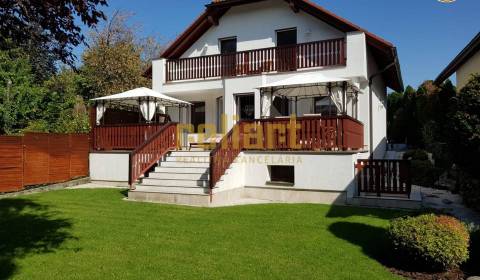 Koliba: Na predaj 5i dom na krásnom mieste/eng. text inside