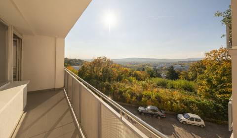 Priestranný 3 izb.byt, 95 m2, balkón, Drotárska c., Staré Mesto, BAI