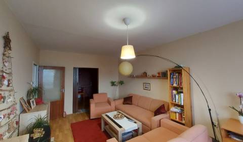 2- izbový byt prerobený na 3-izbový Šaľa