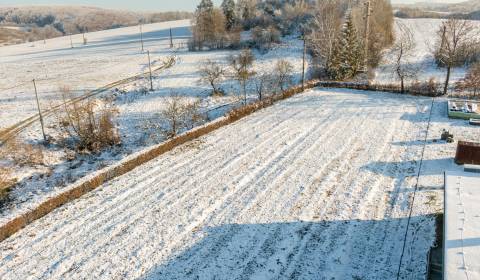 REZERVOVANÉ....Pozemky - bývanie, 670 m2, Lipníky, rovina **NOVINKA***