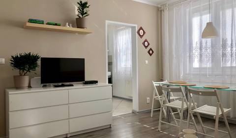 Zrekonštruovaný a kompletne zariadený 2-izbový byt Šaľa - Veča