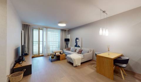 Krásny komplet zariadený 2 izb.byt Panorama city s výhľadom na Dunaj