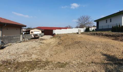 PREDANÉ! Predáme stavebný pozemok, 479 m2, obec Tajná