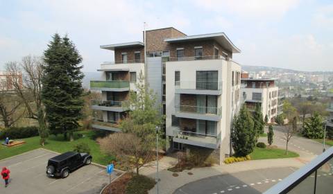 Predaj 4 izbový byt 177 m2 ,novostavba Horský park, BA I