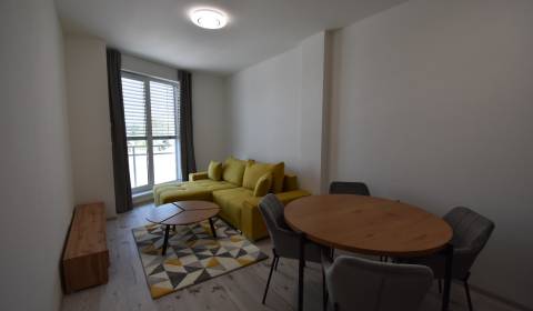 Pre náročných, Prenájom 2i bytu v novostavbe, centrum, Galanta