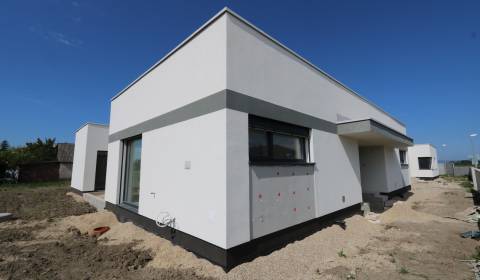 Dvojdom-Bungalov, 500m2, predaj, Kostolná pri Dunaji, Senec