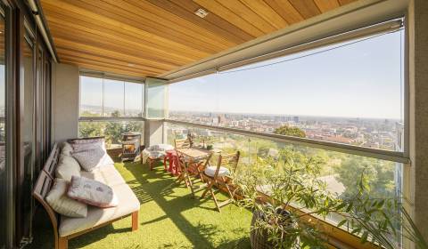 Exkluzívny, moderný 129 m2, s terasou 24 m2, 2x parkovanie, PARKVILLE