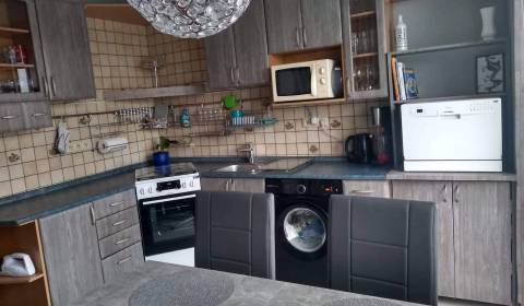 Prenájom pekný 2 izbový byt s balkónom BA-Vrakuňa