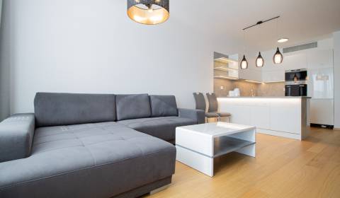 METROPOLITAN |  Úplne nový 2i byt s lodžiou v SKYPARKU