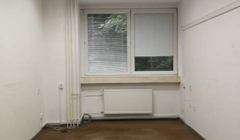 Prenájom : Kancelárie od 12 m2
