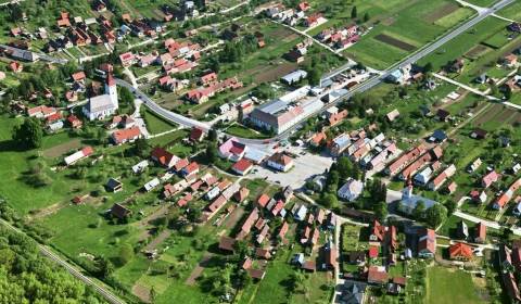 Rodinný dom s veľkou záhradou vo Veličnej