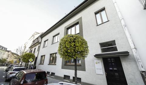 Rodinný dom s vynikajúcou polohou - centrum