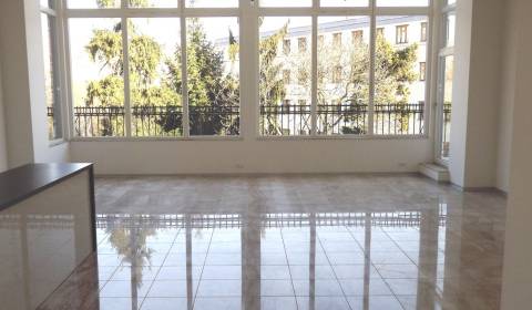 Prenájom 3 izbového apartmánu v Starom Meste, v rezidencii Hlboká