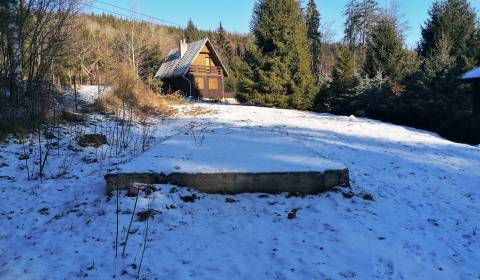 Chata na predaj Martin Stráne s pozemkom vhodným pre rodinný dom