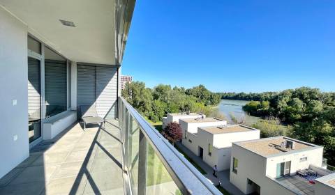 PRENÁJOM 3i byt s terasou, Karloveské rameno, 110 m2