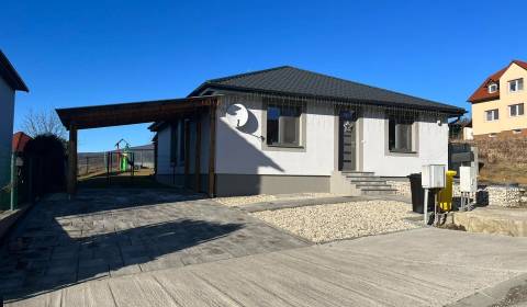 REZERVOVANÉ, Novostavba 4i. Rodinný dom - BUNGALOV, Slanské Nové Mesto
